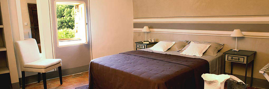 Room & suite, La canove